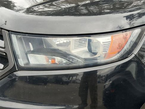 Used 2018 Ford Edge Sport image 10