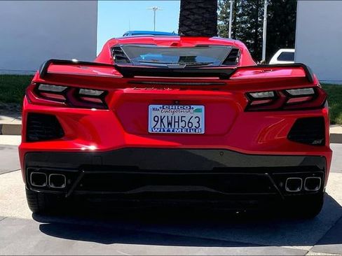 Used 2021 Chevrolet Corvette Stingray Preferred Cpe w/ Engine Appearance Package RWD image 4