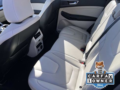 Used 2022 Ford Edge Titanium w/ Equipment Group 301A image 18