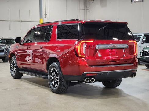 Used 2024 GMC Yukon XL AT4 w/ Technology Package AWD/4WD image 11