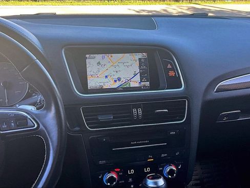 Used 2016 Audi SQ5 Premium Plus image 8