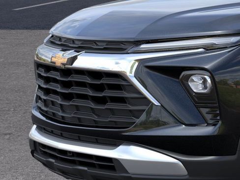 New 2026 Chevrolet TrailBlazer LT w/ Convenience Package FWD image 13
