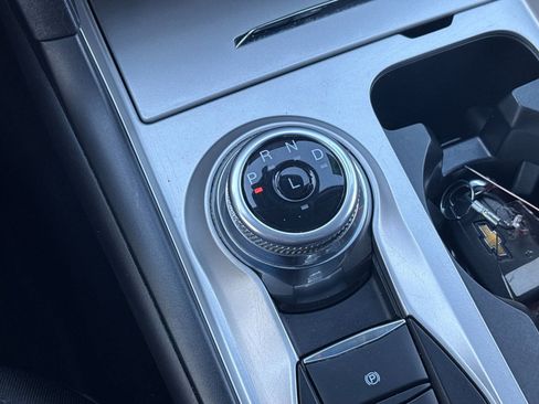 Used 2022 Ford Explorer XLT image 23