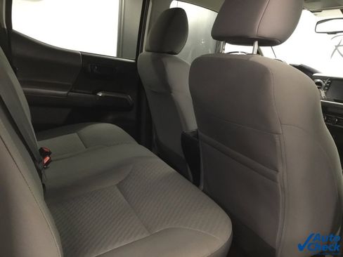 Used 2021 Toyota Tacoma SR5 image 33