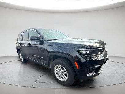 Used 2025 Jeep Grand Cherokee Laredo
