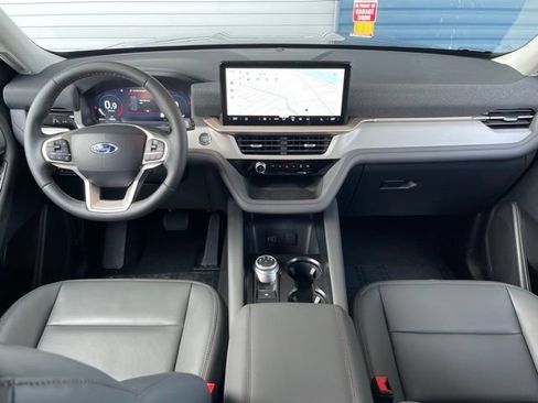 New 2026 Ford Explorer Active w/ Active Comfort Package AWD/4WD image 5