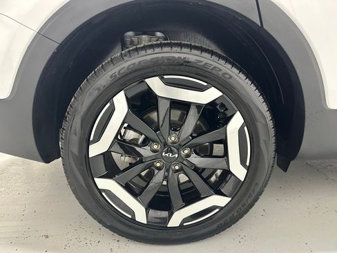 Used 2025 Kia Telluride S image 64