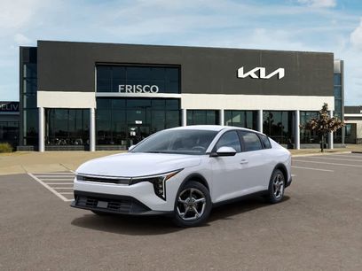 New 2026 Kia K4 LXS