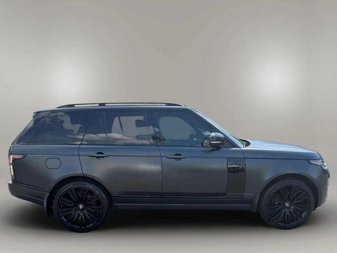 Used 2019 Land Rover Range Rover Supercharged AWD/4WD image 4