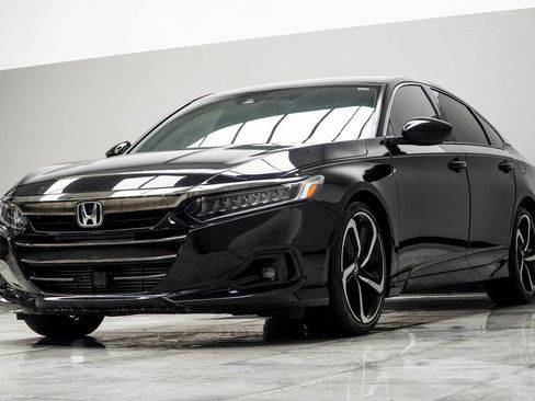 Used 2021 Honda Accord Sport image 7
