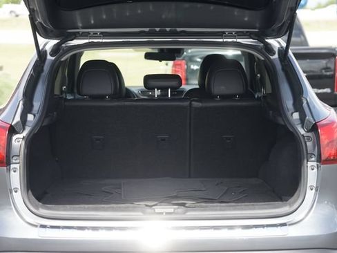 Used 2018 Nissan Rogue Sport SL w/ SL Premium Package FWD image 31