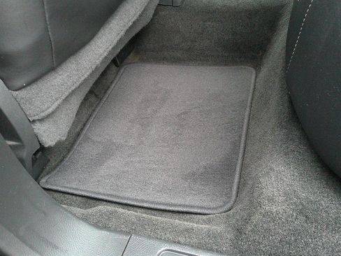 Used 2011 Ford Taurus SEL w/ 201A Rapid Spec Order Code image 28