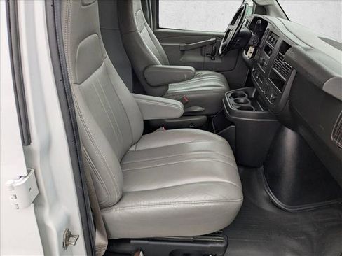Used 2021 Chevrolet Express 2500 Extended w/ Driver Convenience Package image 18