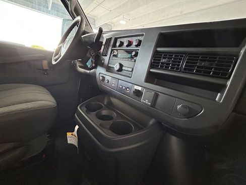 New 2025 Chevrolet Express 3500 w/ Power Convenience Package image 26