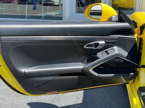 Used 2015 Porsche Boxster GTS RWD image 21