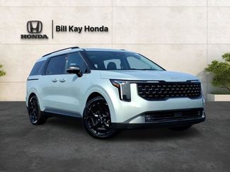 Used 2025 Kia Carnival SX Prestige video 1