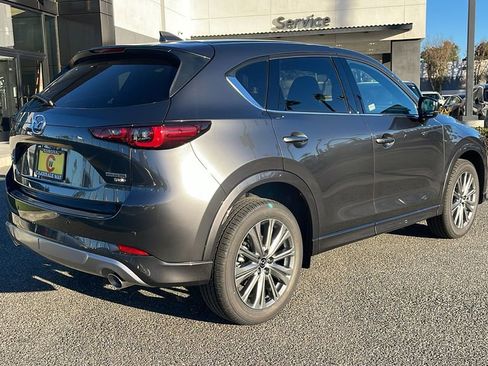 New 2025 MAZDA CX-5 Signature image 7