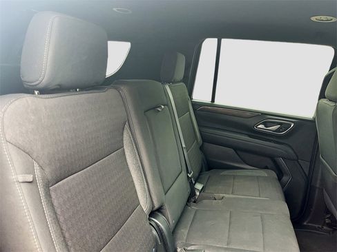 Used 2024 Chevrolet Suburban LS image 26