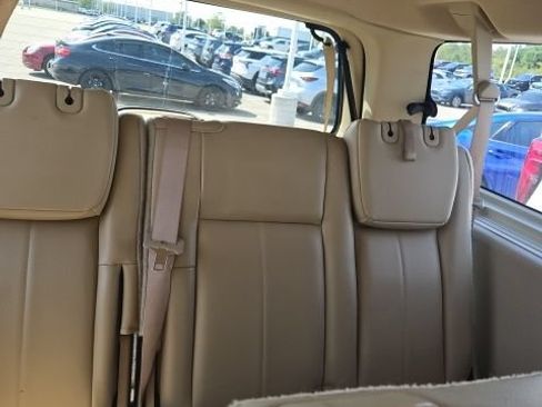Used 2014 Ford Expedition EL XLT w/ Equipment Group 202A AWD/4WD image 9