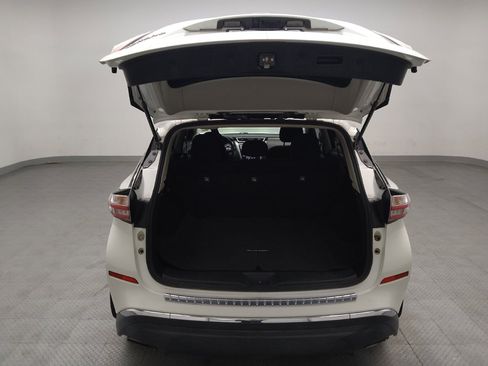 Used 2018 Nissan Murano S FWD image 29