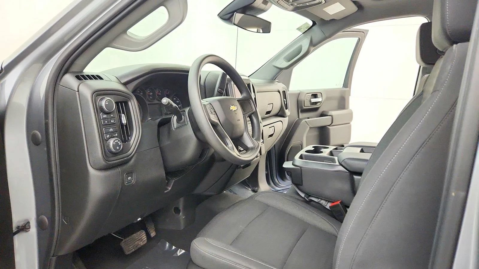 Used 2023 Chevrolet Silverado 1500 Custom w/ LPO, Dark Essentials Package AWD/4WD image 15