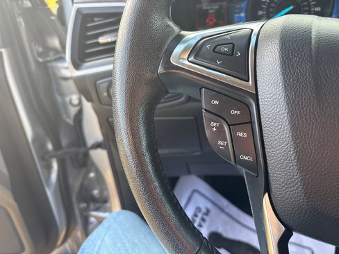 Used 2022 Ford Edge SEL image 23