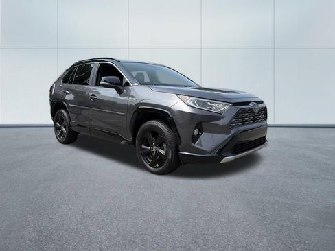 Used 2019 Toyota RAV4 XSE w/ Carpet Mat Package AWD/4WD image 4