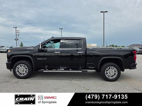 Used 2023 Chevrolet Silverado 3500 High Country w/ Z71 Off-Road Package AWD/4WD image 4