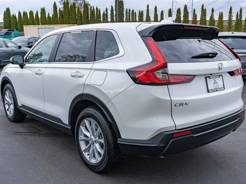 Certified 2025 Honda CR-V EX image 10