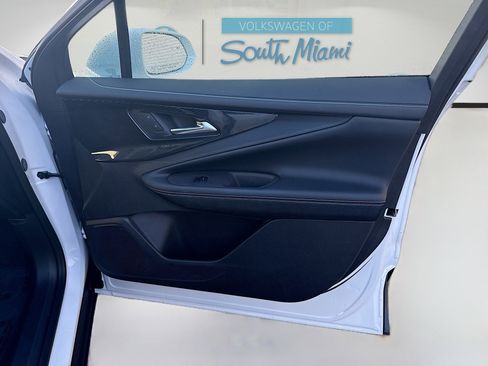 Used 2024 Chevrolet Blazer EV LT image 34