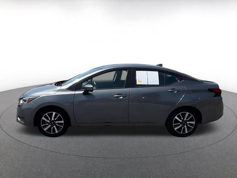 Used 2025 Nissan Versa SV FWD image 7