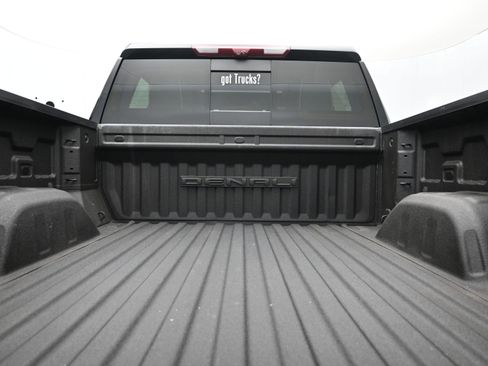 Used 2023 GMC Sierra 1500 Denali Ultimate image 7