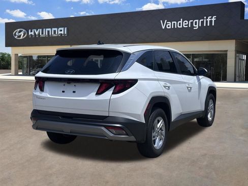 Used 2026 Hyundai Tucson SE FWD image 14