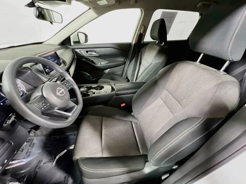 Used 2024 Nissan Rogue SV FWD image 18