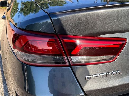 Used 2020 Kia Optima S w/ S Panoramic Sunroof Package FWD image 29