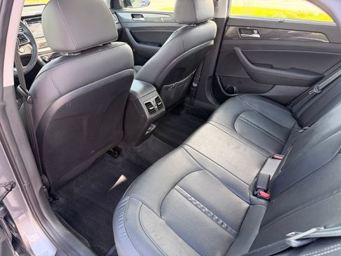 Used 2018 Hyundai Sonata Limited w/ Ultimate Package 07 FWD image 37