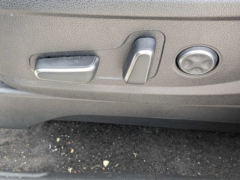 Used 2023 Hyundai Palisade SEL FWD image 22