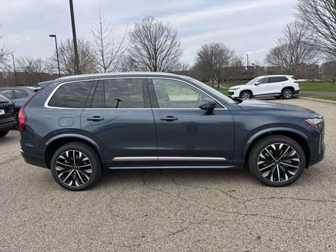 New 2026 Volvo XC90 T8 Ultra w/ Protection Package Premier AWD/4WD image 4