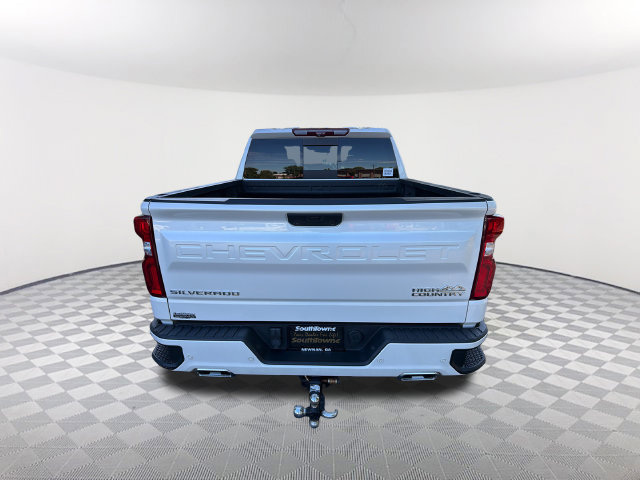 Used 2024 Chevrolet Silverado 1500 High Country w/ Technology Package AWD/4WD image 6