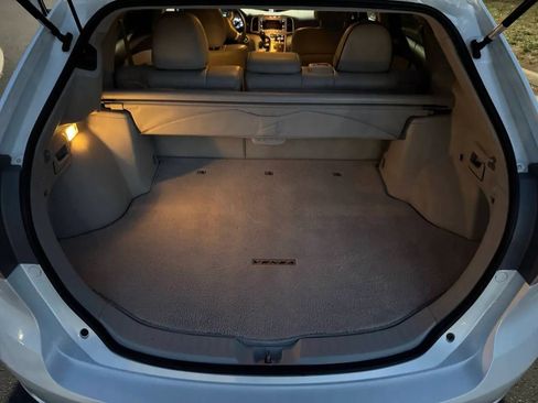 Used 2012 Toyota Venza XLE image 26