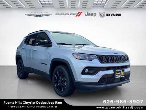 New 2026 Jeep Compass Latitude image 1