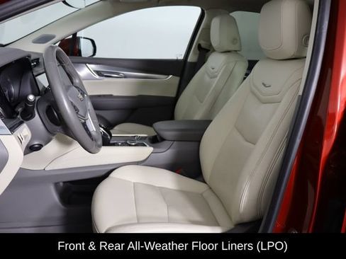 Used 2021 Cadillac XT5 Premium Luxury w/ LPO, Floor Liner Package FWD image 14