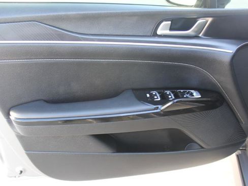 Used 2025 Kia K5 GT-Line image 10
