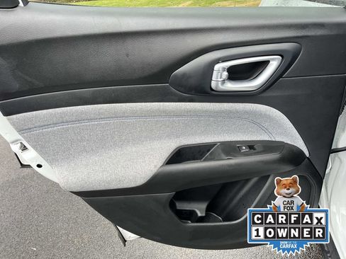 Used 2022 Jeep Compass Latitude w/ Convenience Group image 16