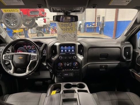 Used 2019 Chevrolet Silverado 1500 LT w/ All-Star Edition image 31