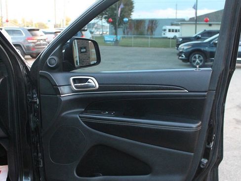 Used 2016 Jeep Grand Cherokee Limited w/ Trailer Tow Group IV image 20