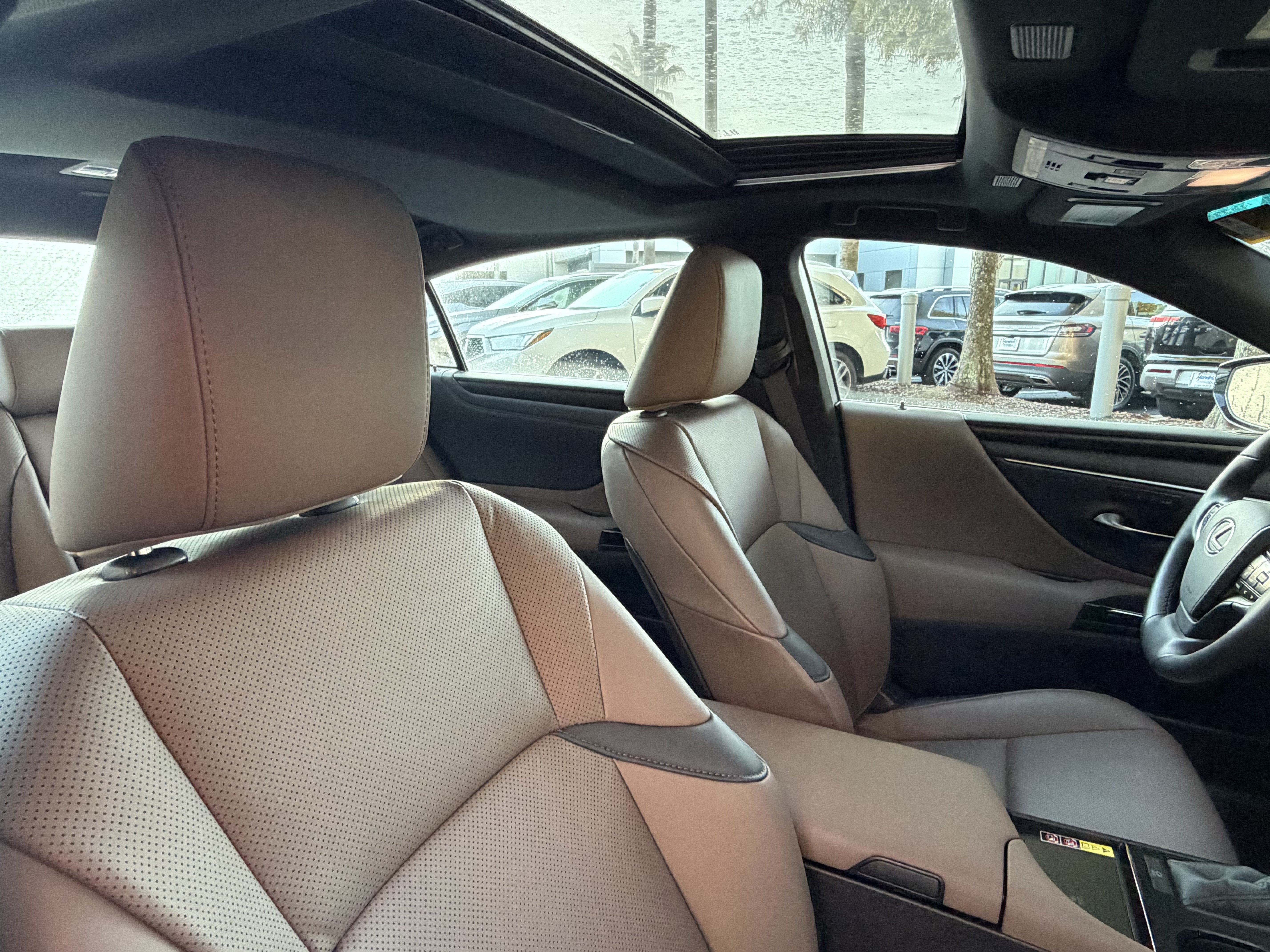 Used 2025 Lexus ES 350 w/ Premium Package FWD image 42