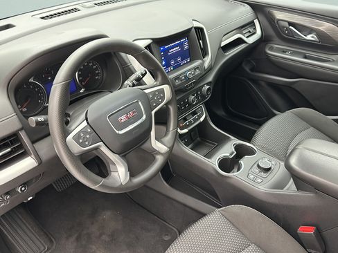 Used 2023 GMC Terrain SLE w/ Driver Convenience Package AWD/4WD image 11