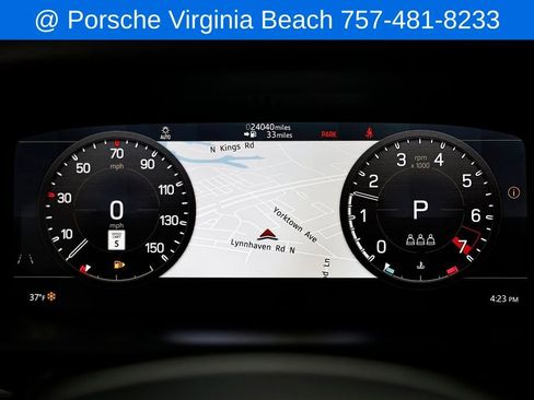 Used 2023 Land Rover Defender 90 S image 30