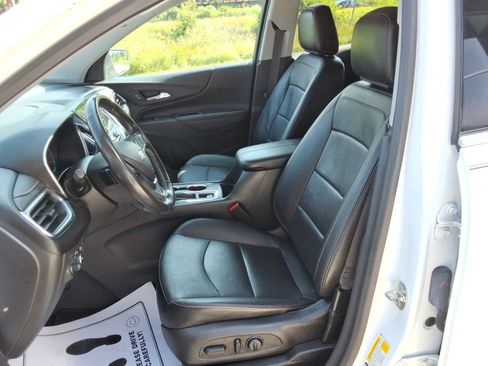 Used 2021 Chevrolet Equinox Premier FWD image 30